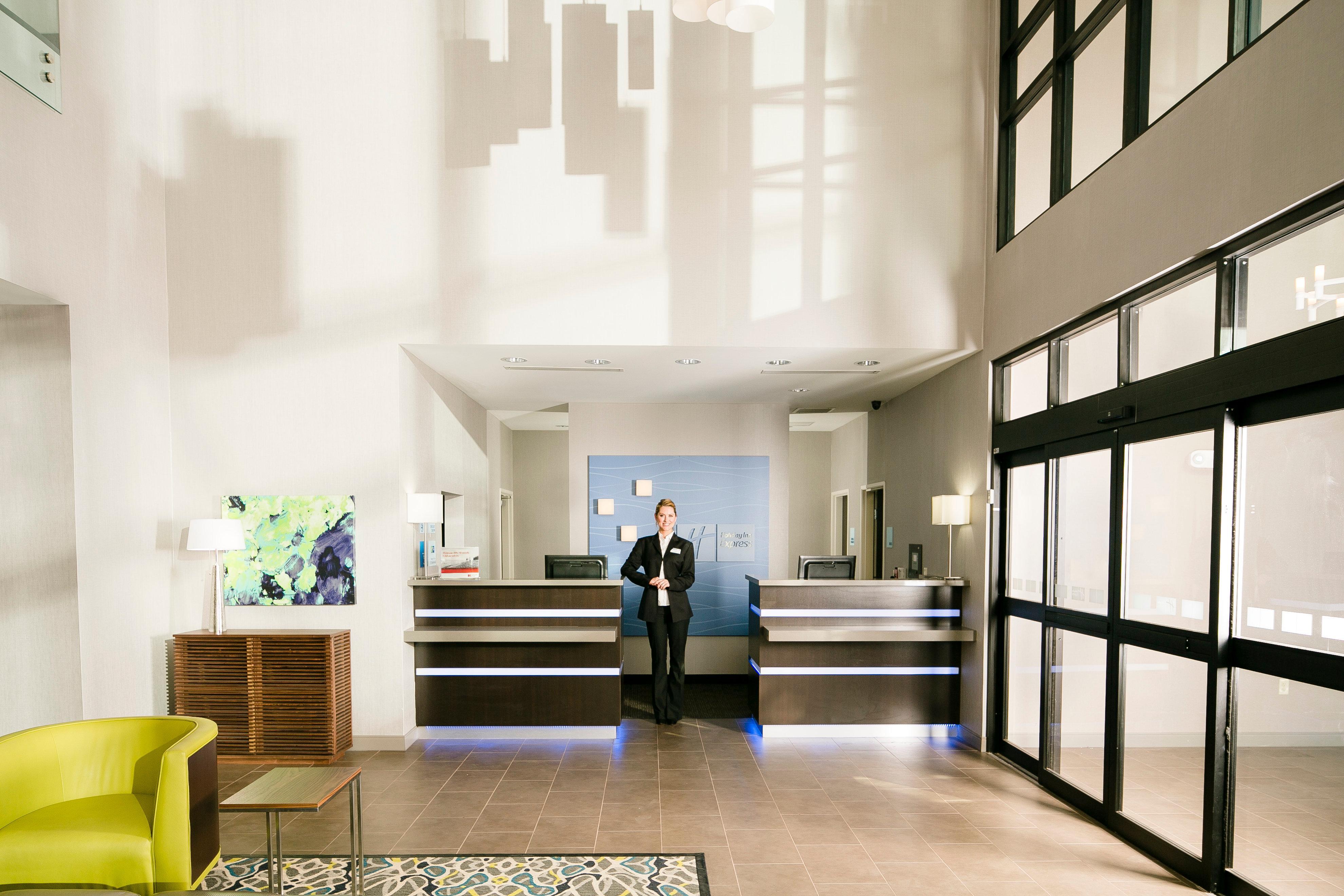 Holiday Inn Express & Suites Oklahoma City Downtown - Bricktown By Ihg Extérieur photo