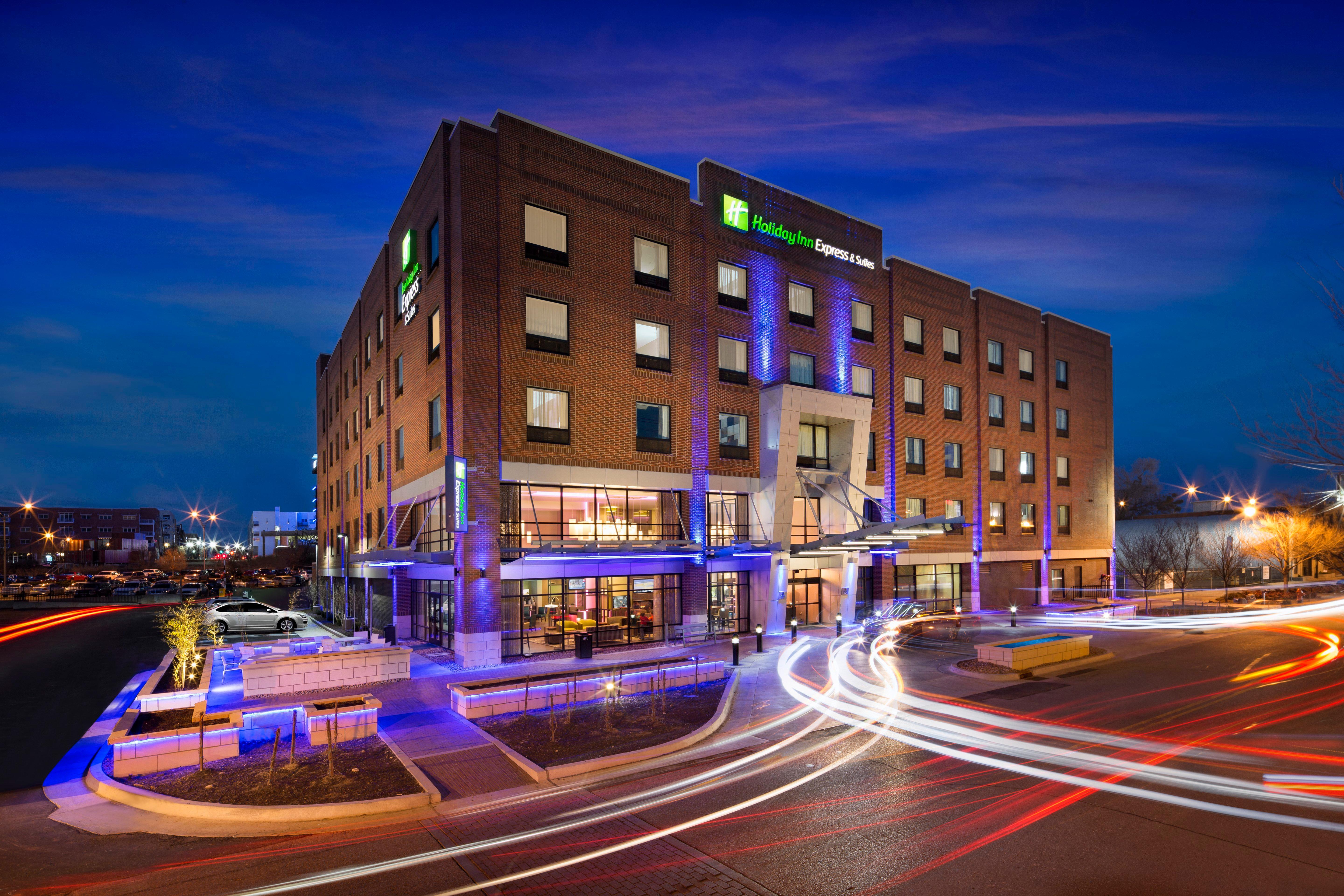 Holiday Inn Express & Suites Oklahoma City Downtown - Bricktown By Ihg Extérieur photo