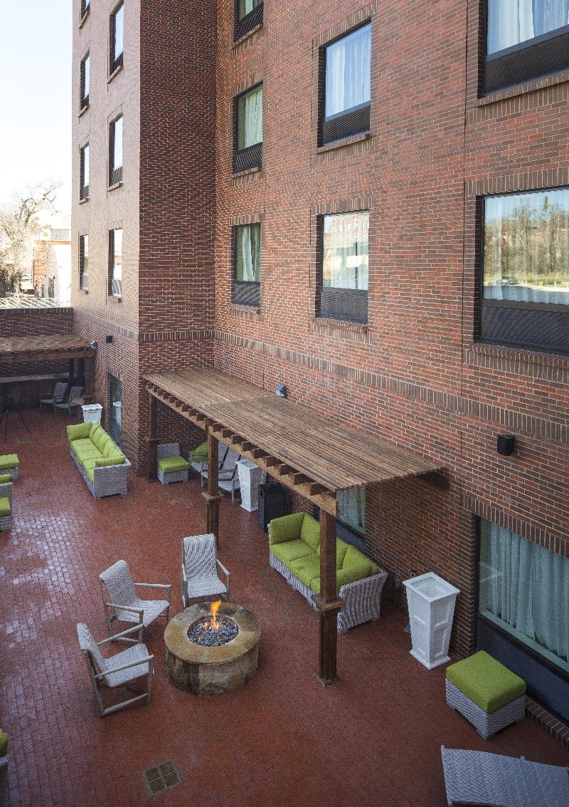 Holiday Inn Express & Suites Oklahoma City Downtown - Bricktown By Ihg Extérieur photo